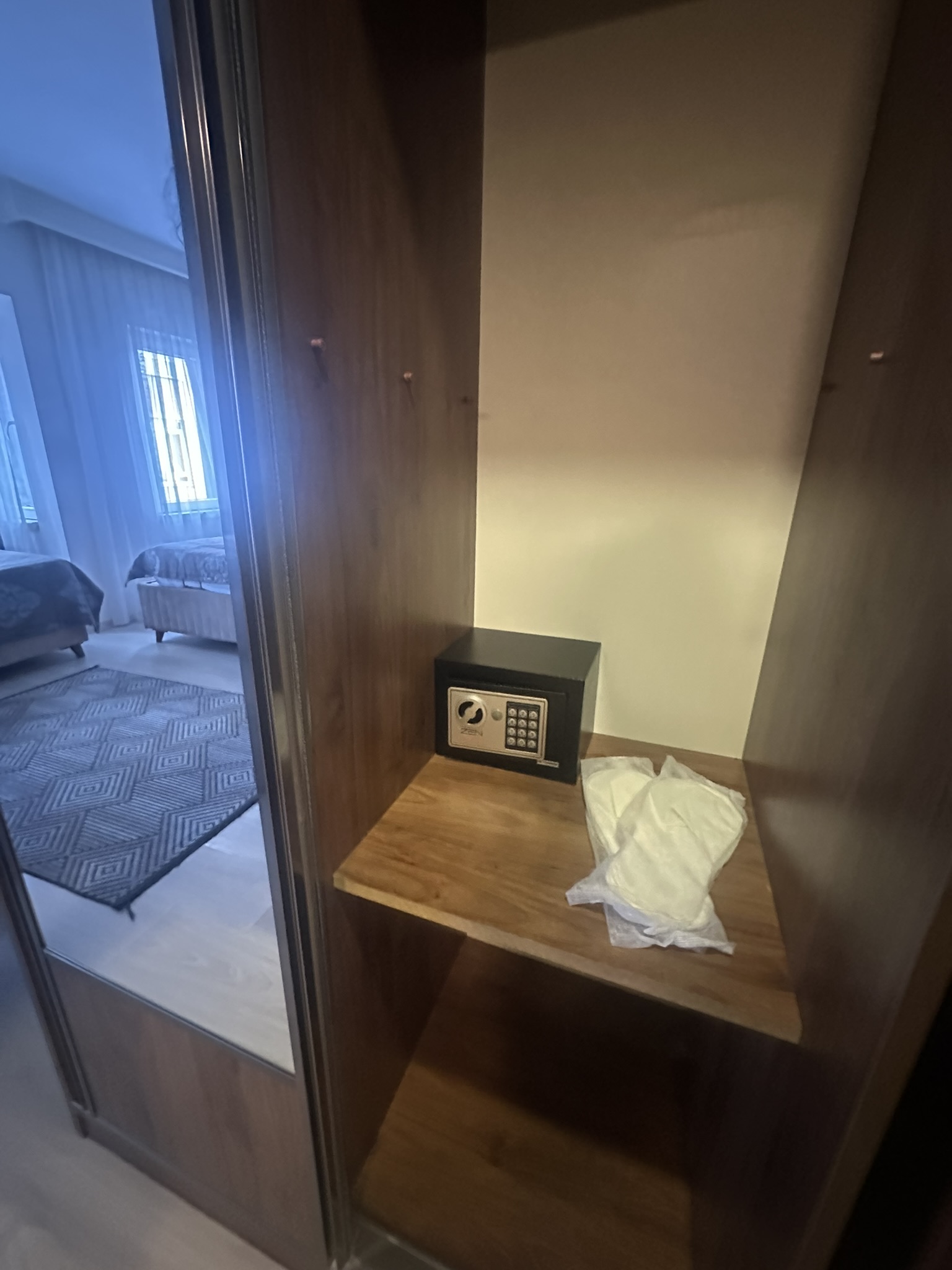 ATLANTİK Kız Öğrenci Apart